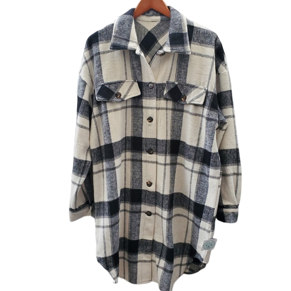 Plaid Drop Shoulder Button Oversized Coat - Picture 7 of 12